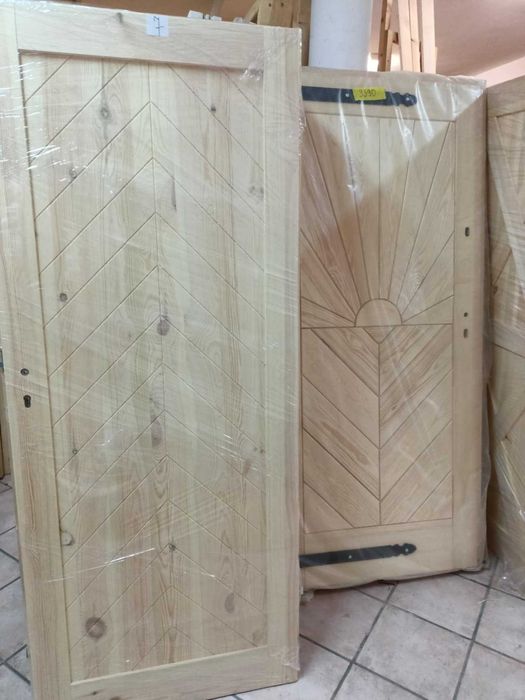 Drzwi Sosnowe Drewniane Mocne Solidne Od Ręki