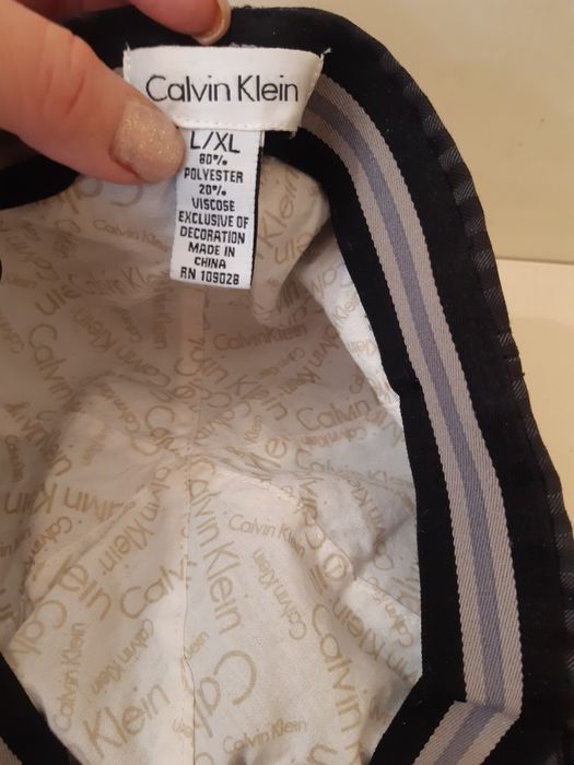 Czapka Calvin Klein.