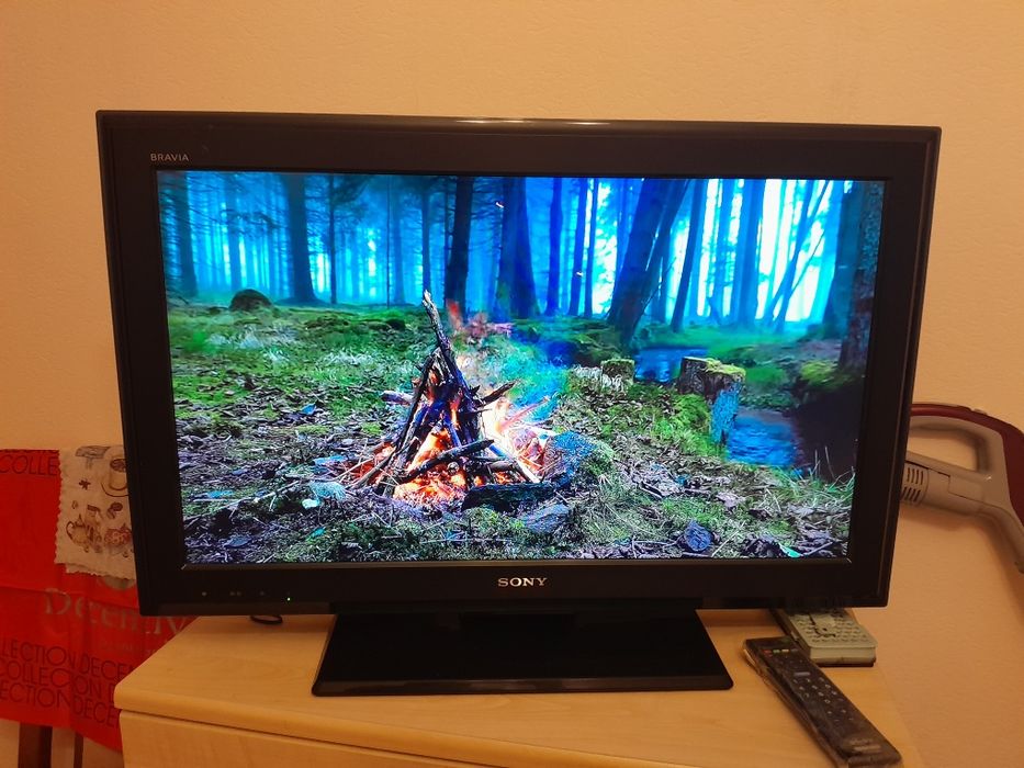 Продам ТВ Sony kdl32s5550 з адаптером смарт тв