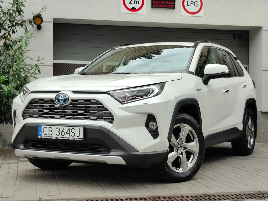 Toyota RAV4 4x4 Hybrid Executive AWD Wentylacja Kamera 360 Salon Polska