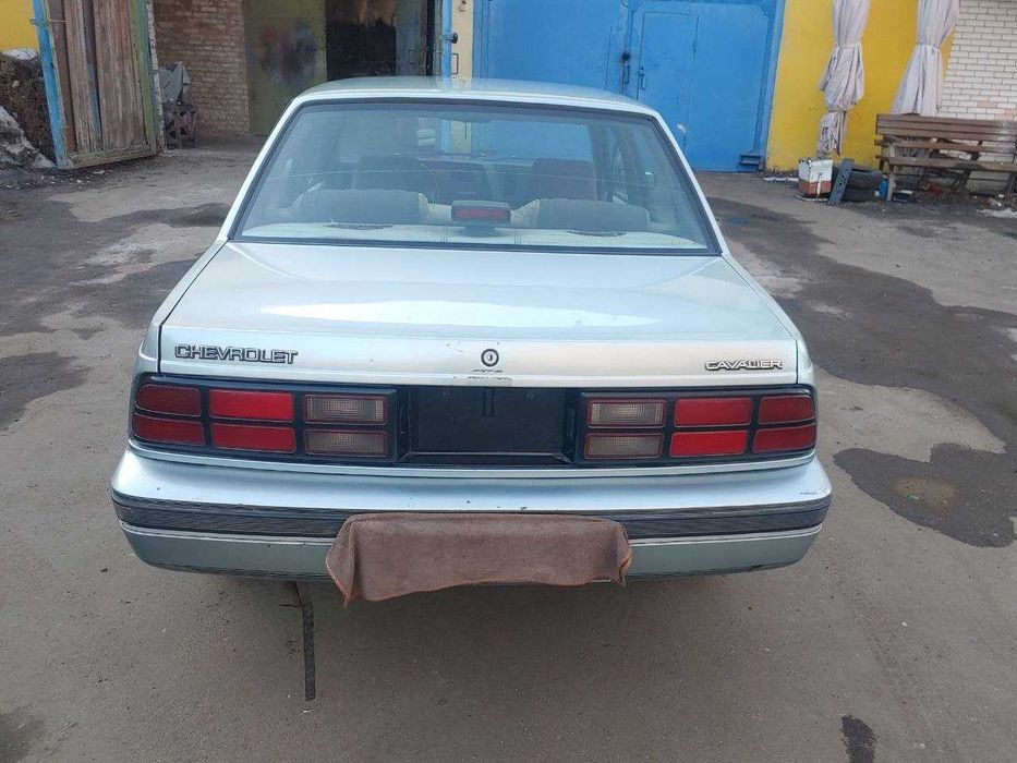 Продам Chevrolet Cavalier 2.2 автомат 1990