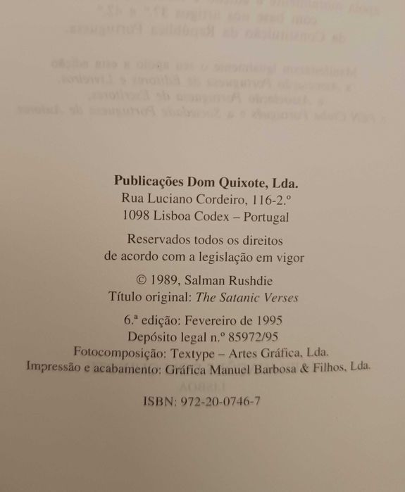 Salman Rushdie - Os Versículos Satânicos (portes incluídos)