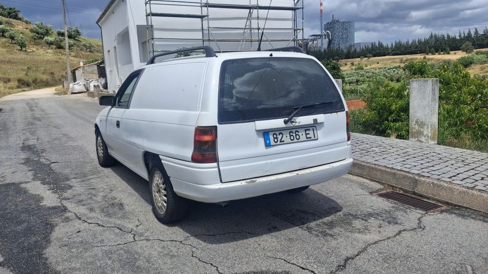 Opel Astra/comercial