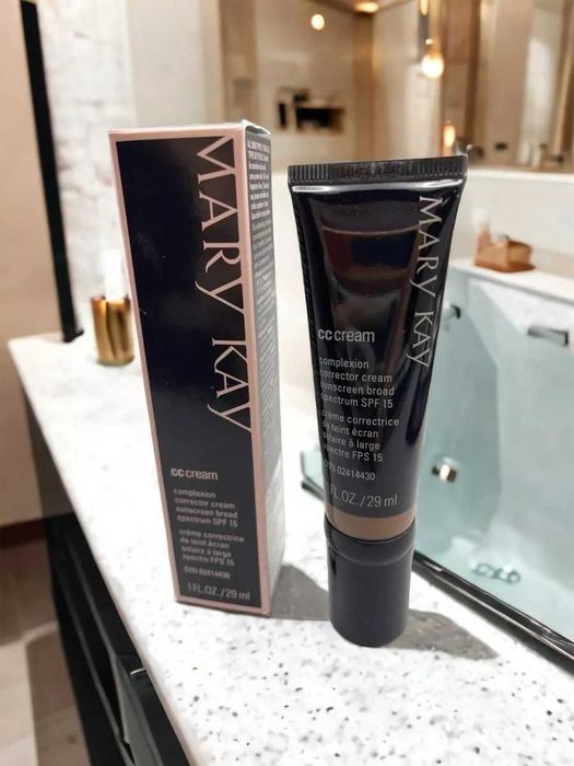 CC krem Mary Kay light to medium