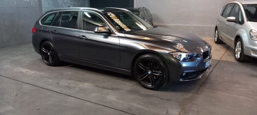 BMW 318D Touring Auto Nacional