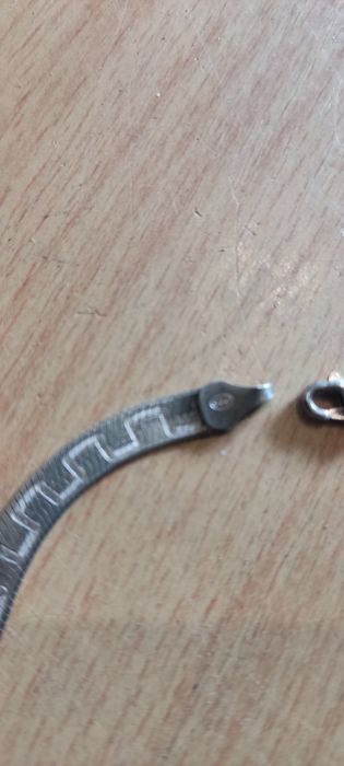 Srebrny płaski Grecki wzór