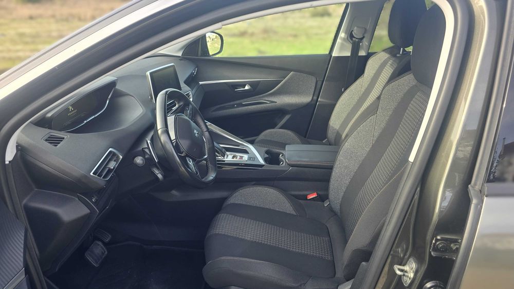 Peugeot 3008 EAT8 Automatico BlueHDi -15.000€