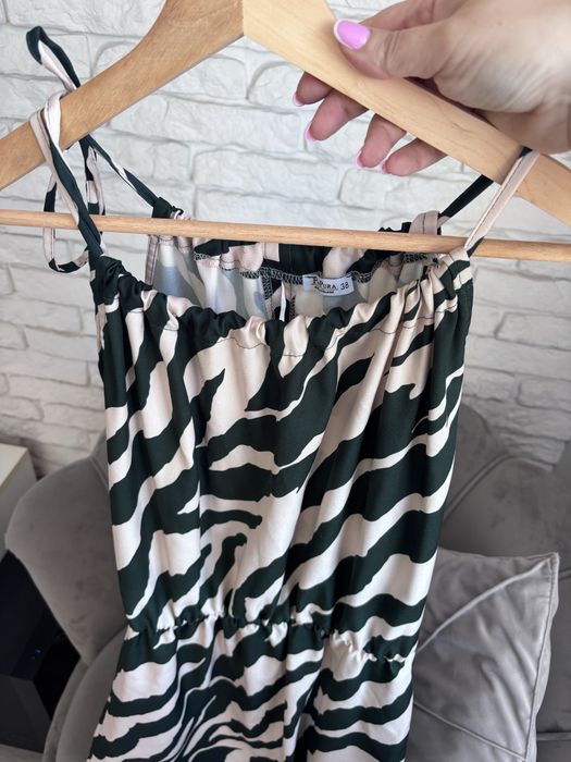 Sukienka elegancka jak nowa polska produkcja PurPura