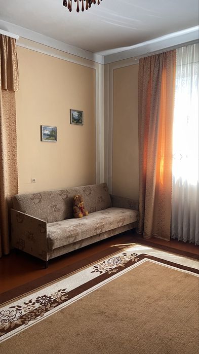 Продаж будинку в Лужанах