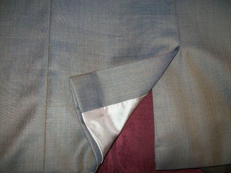 Nowy garnitur męski z lekkim połyskiem - bardzo elegancki