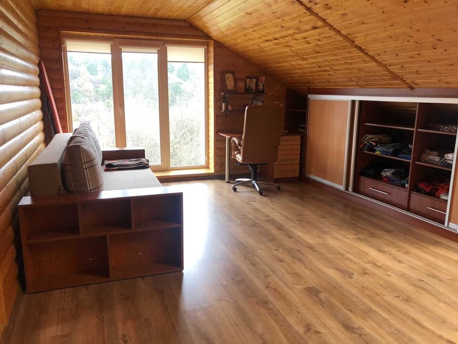 Оренда окремого будинку в Брюховичах