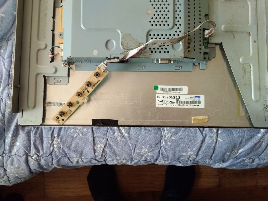 Монитор 19 дюймов без корпуса