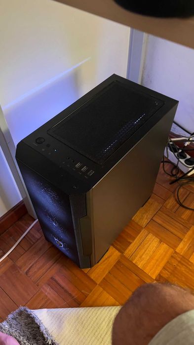 PC Gaming – Ryzen 5 8400F + RTX 5060 + 32GB DDR5