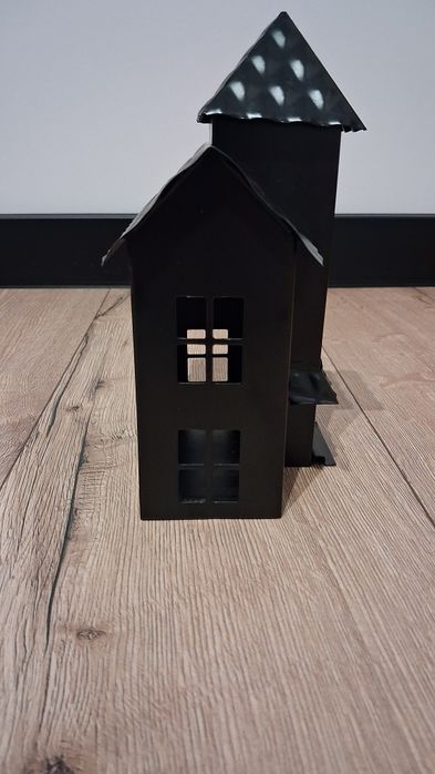 Sprzedam dekoracje czarna