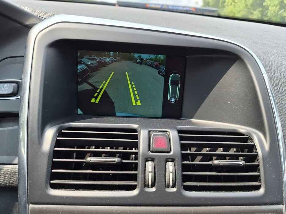 Volvo XC60      2017