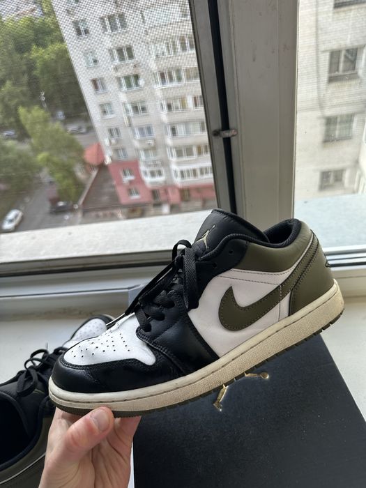 Nike Air Jordan 1 Low White/Olive 553558-092 размер 42.5