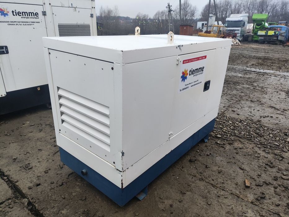 Дизельний генератор 24 kw 30 kva