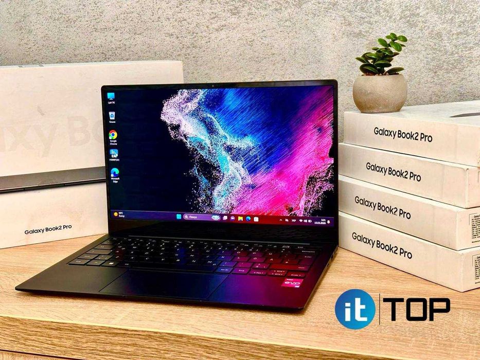 Samsung Galaxy Book2 Pro 13.3" AMOLED/i5-1240P/8Gb DDR5/256 SSD