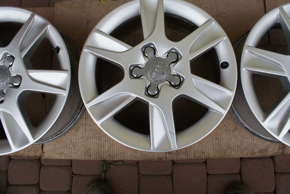 Stalowe i Alu 6,5Jx16 cali 5x112x57  ET33 Audi Q3 VW Tiguan Seat Skoda