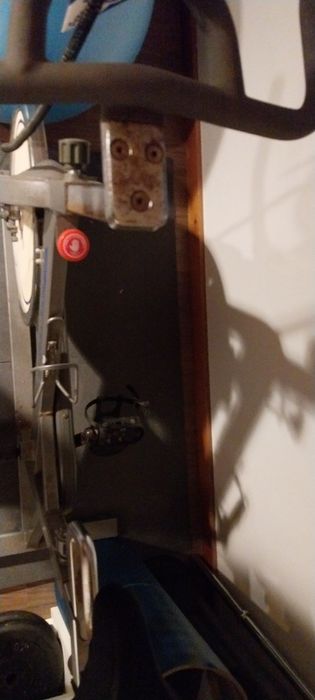 Bicicleta de "Cycling" ou "Spinbike" da Decathlon