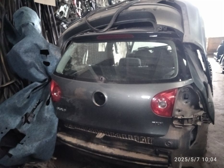 Б/у задня ляда Volkswagen Golf 5