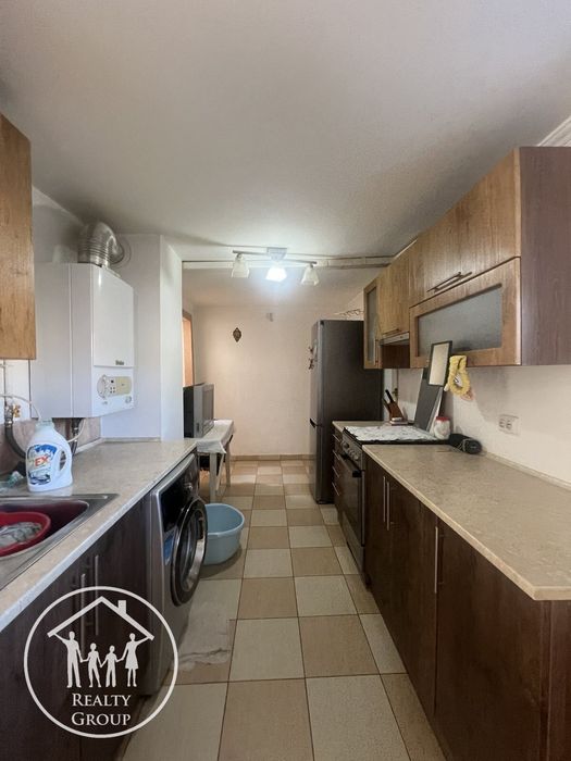 Продаж будинку з ремонтом для великої сім'ї у Великих Грибовичах!