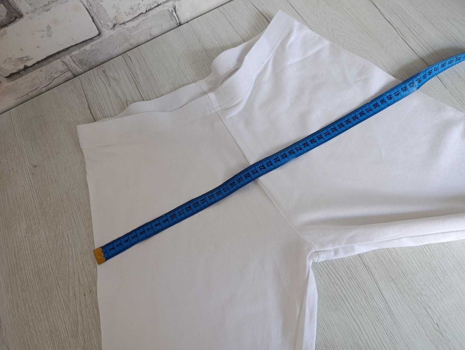 bawełniane krótkie białe legginsy 3/4 za kolano M/L na gumce rybaczki