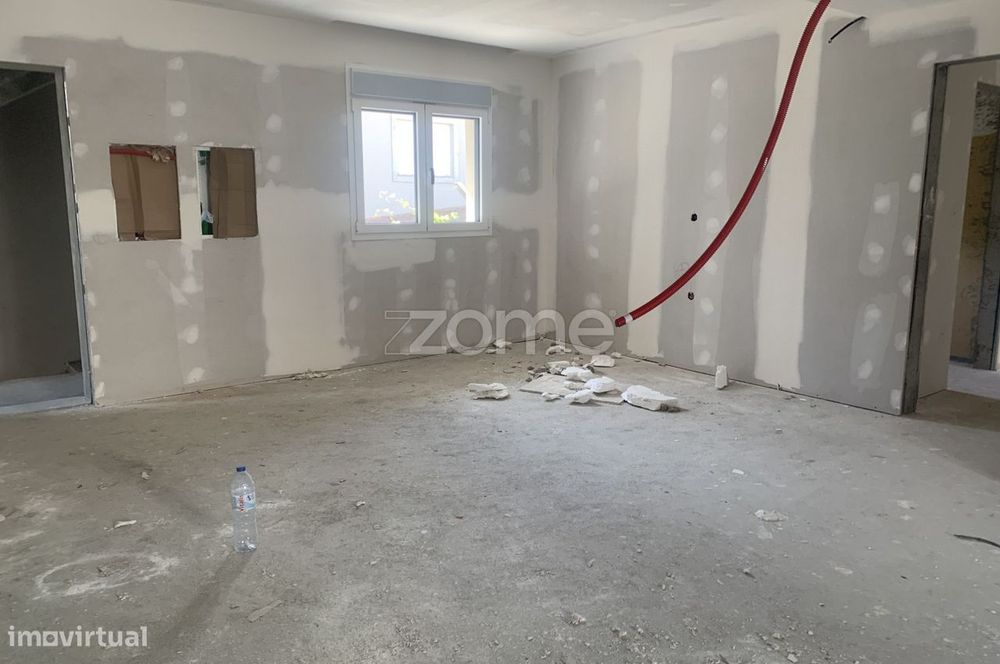 Apartamento T3 Novo com Terraço – A 2 Minutos da Cidade