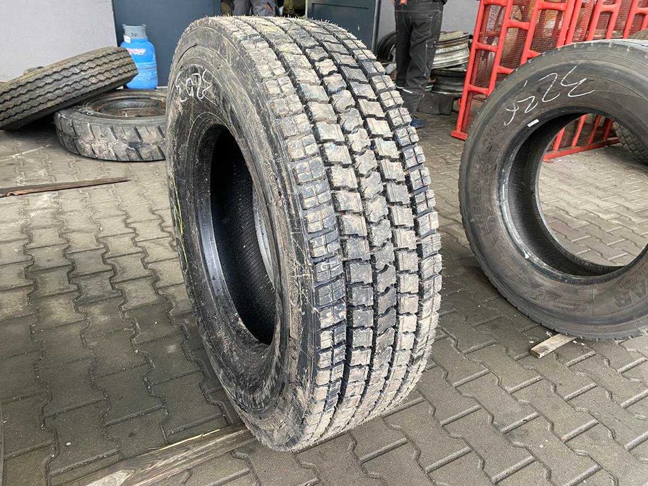 Opona 315/70R22.5 BIEŻNIKOWANE TYP KOSTKA Napędowa 100% Bieżnika