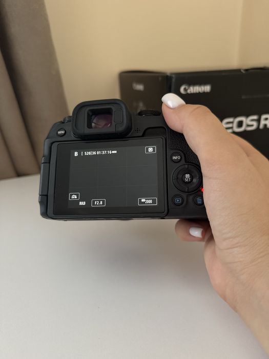 Фотоапарат Canon eos rp