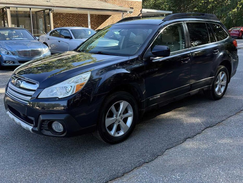 Subaru Outback 2.5i Limited      2013
