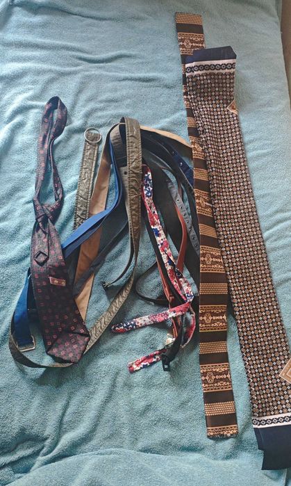 Набор М и Ж поясов (10 шт), шарфов (3 шт) и галстук (4 шт), винтажные