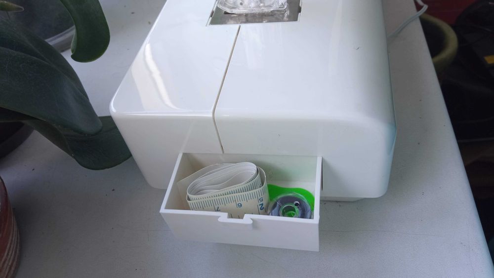 Дитяча швейна машинка Hing Lun