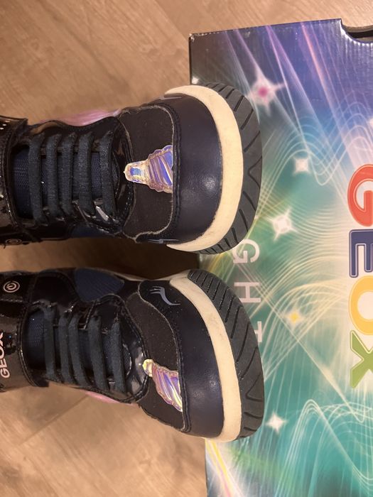 Wysokie sneakersy Geox świecące rozm. 35, stan super