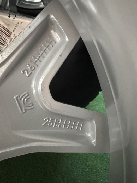 NOWE Oryginalne KOMPLETNE kola zimowe BMW X3 G45 18”.; X1,X2,X4