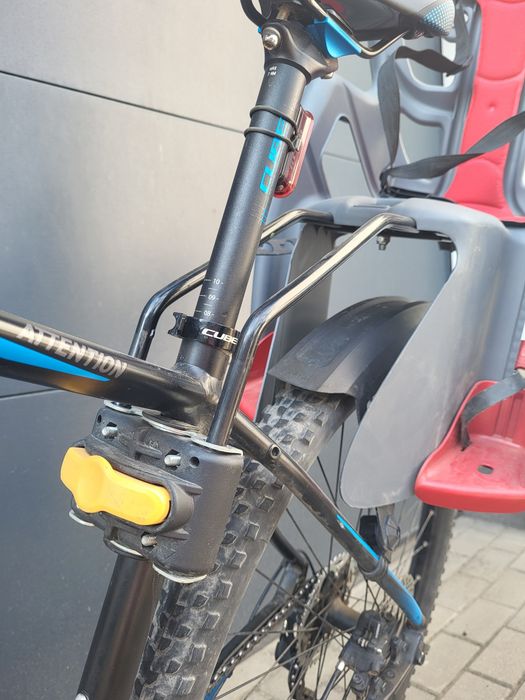 Fotelik rowerowy + kask Gratis