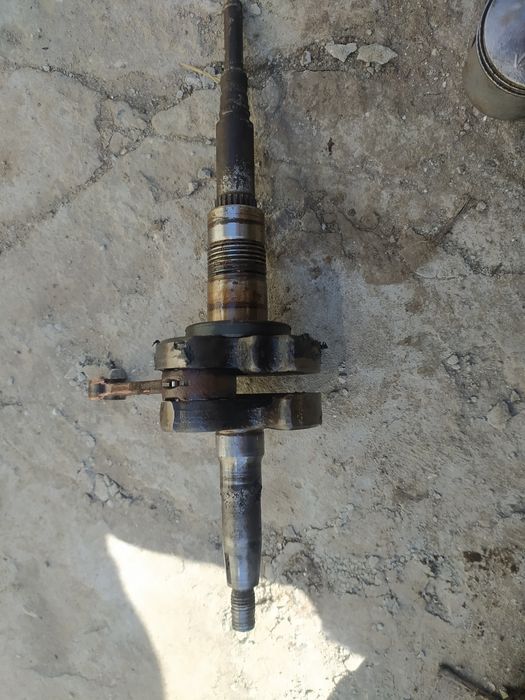 Продам коленвал Сузуки сепия