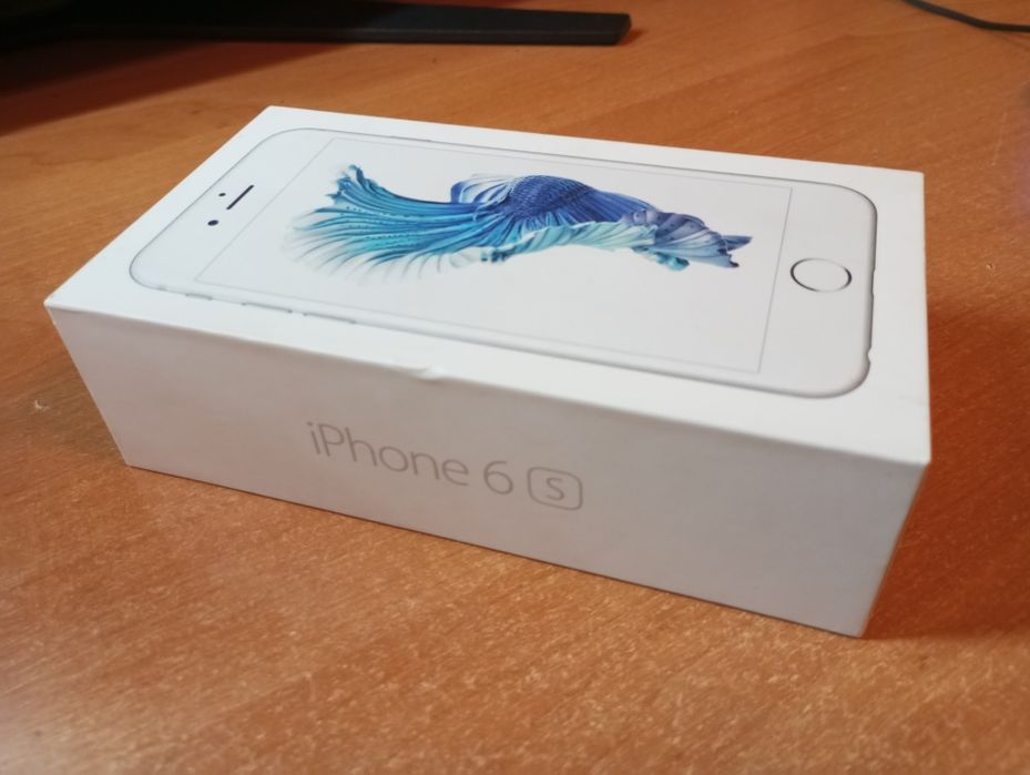 Продам коробку с Айфона 6s