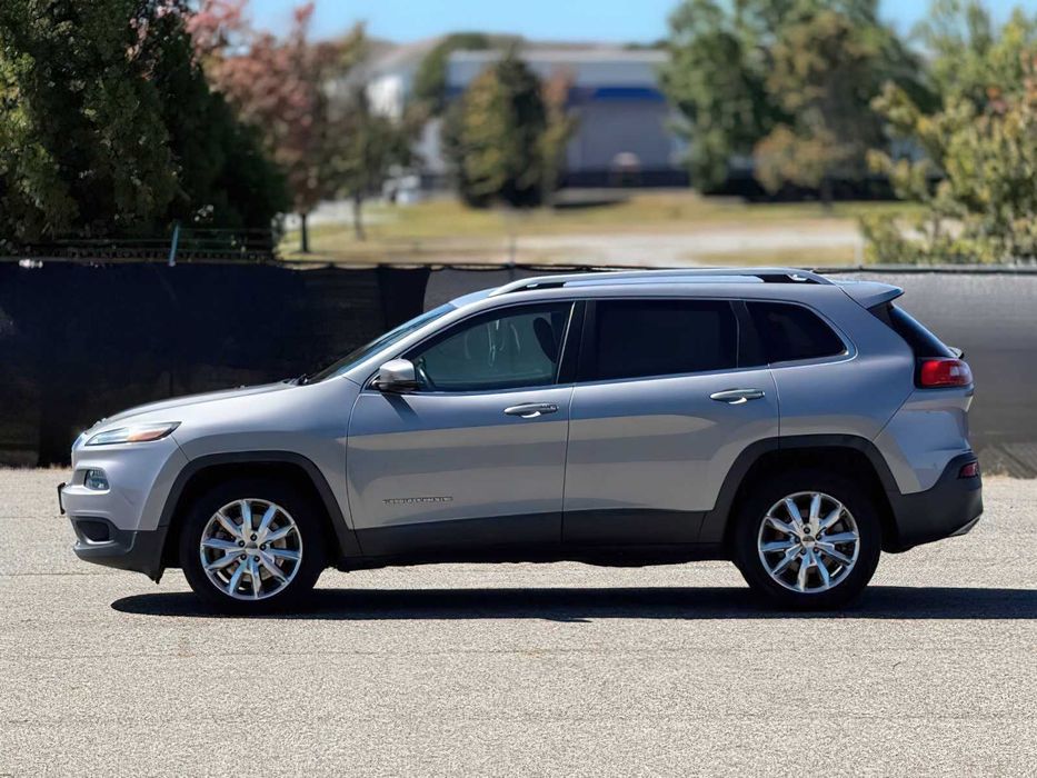 Jeep Cherokee Limited      2015