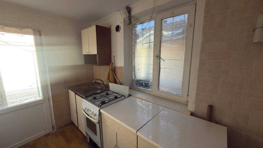 Продаж будинку  28.5 кв. м, 1 кімната, на вул. Мала Морська