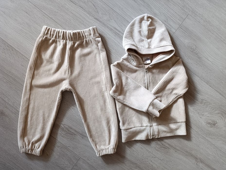 Продам велюровий костюм в рубчик