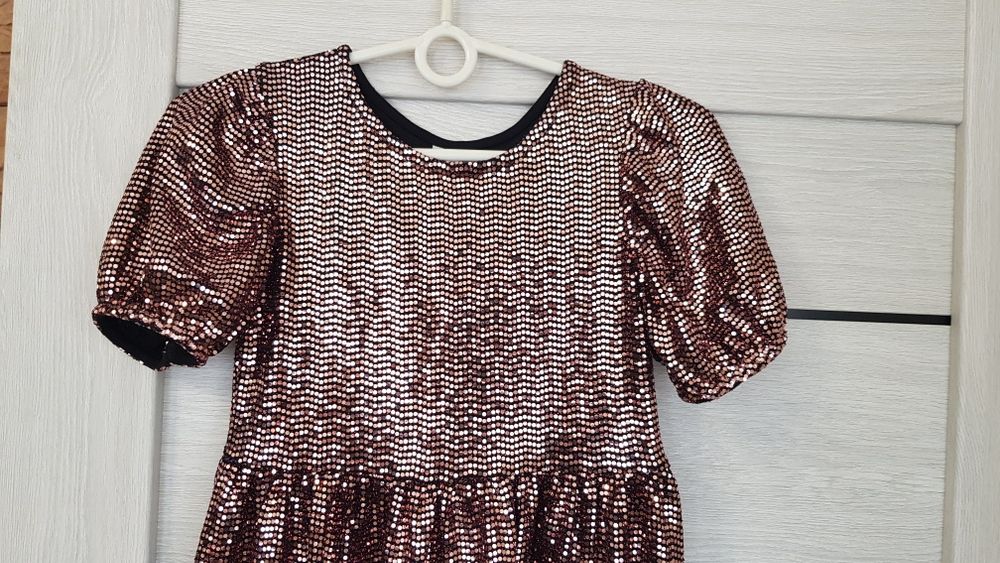 Роскошное нарядное красивое платье плаття сукня святкова блискуча 6/7л