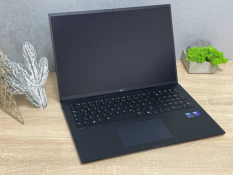 Ультрабук LG Gram 17Z90tL 17" Core Ultra 7-256V/16GbDDR5/1TB Ssd Новий