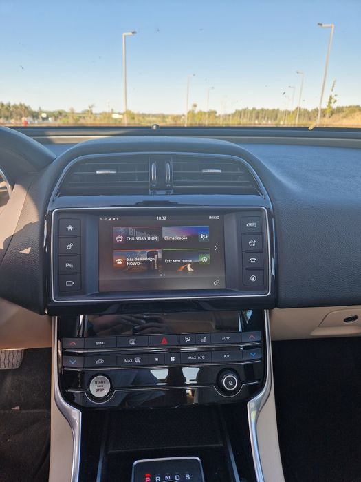 Jaguar XE com garantia de stand !! Cartaxo E Vale Da Pinta • OLX Portugal