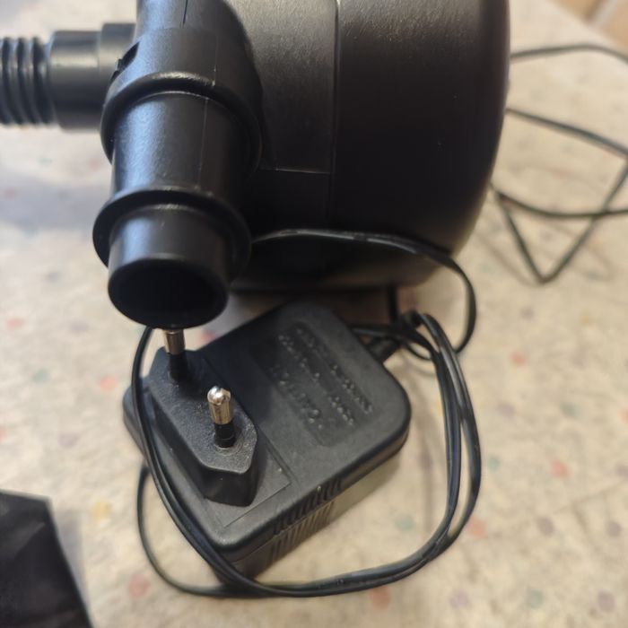 Bomba elétrica de encher colchão