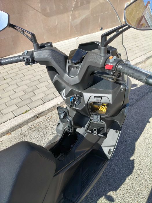 Moto/Scooter Kymko Dink R125