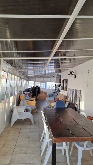 Marquise solida em vidro e alumínio 50m2, 3 janelas e 1 porta