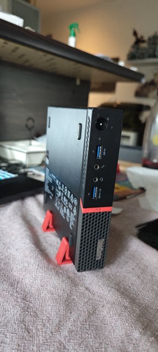 Lenovo ThinCentre m700