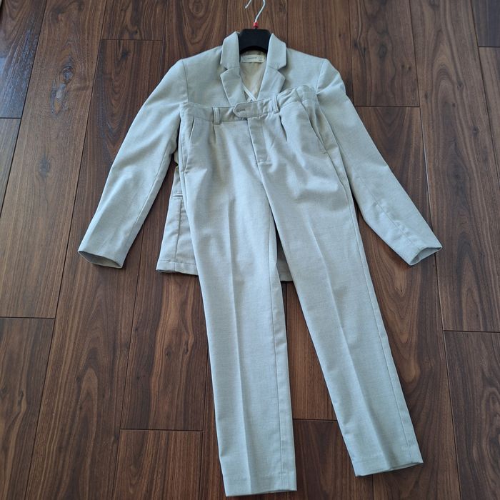 Garnitur Reserved 146 cm