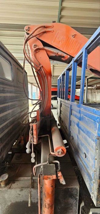 ЗИЛ 5301 (Бичок) 2005 кран-манипулятор